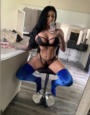 Lindi Nunziato Photo #137