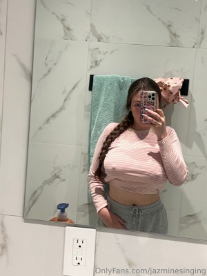 Jazmine Singing Photo #112