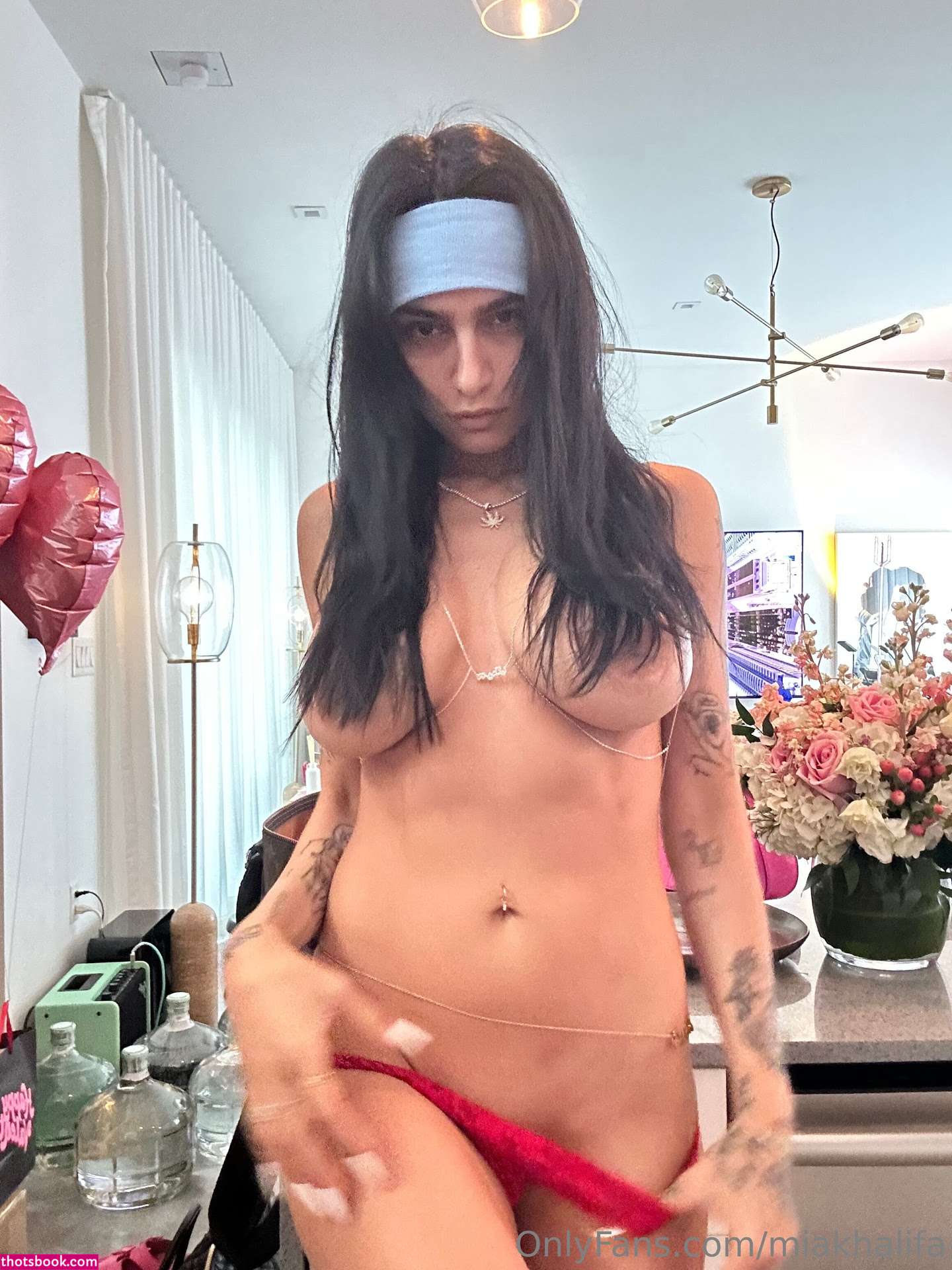 Mia Khalifa Photo #758