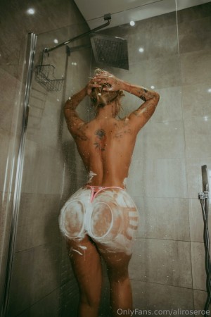 Aliroseroe Photo #102