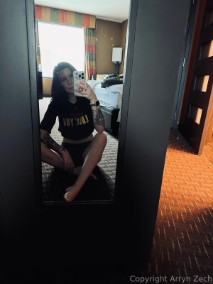 Arryn Zech Photo #447