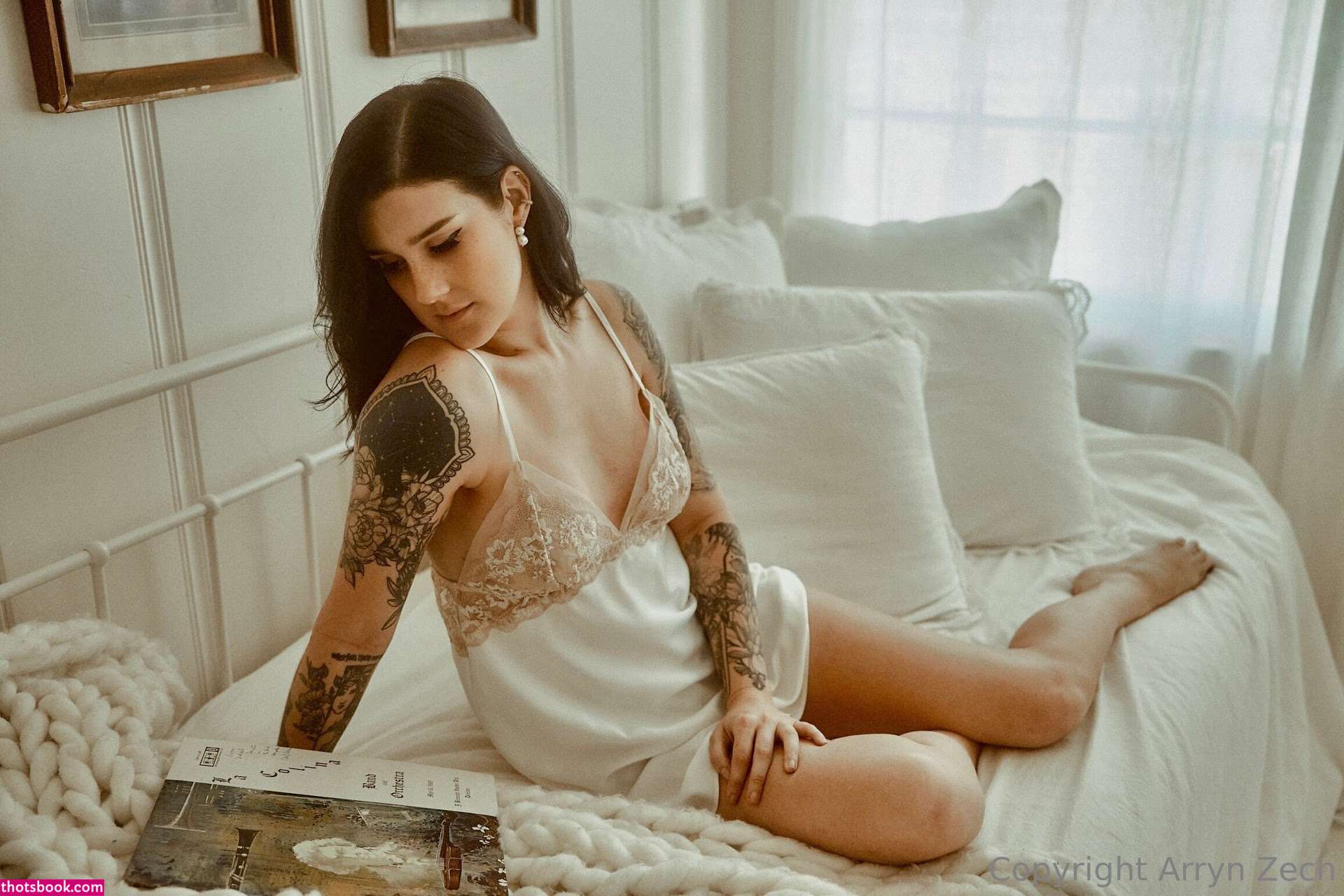 Arryn Zech Photo #494