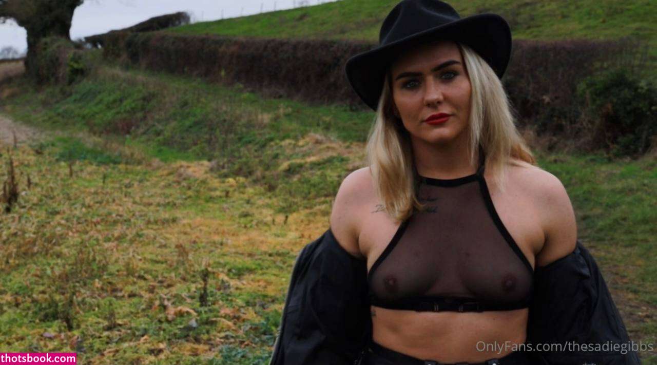 Sadie Gibbs Photo #25