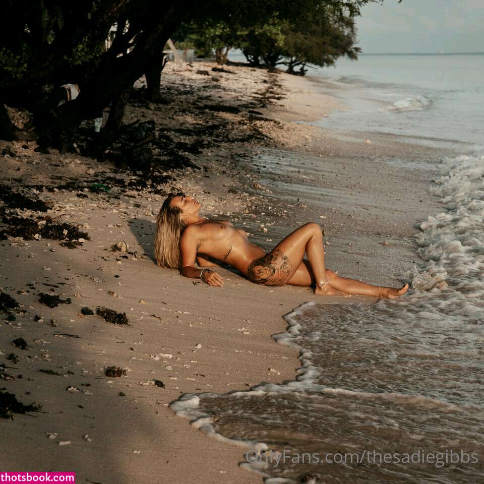 Sadie Gibbs Photo #59