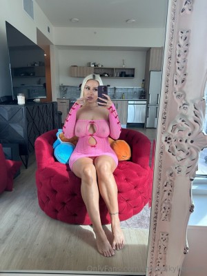 Kylie Page Photo #119