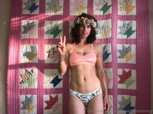 Vibewithmommy Photo #47