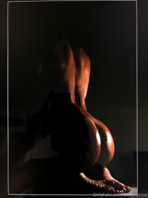 Nicole Amato Photo #101