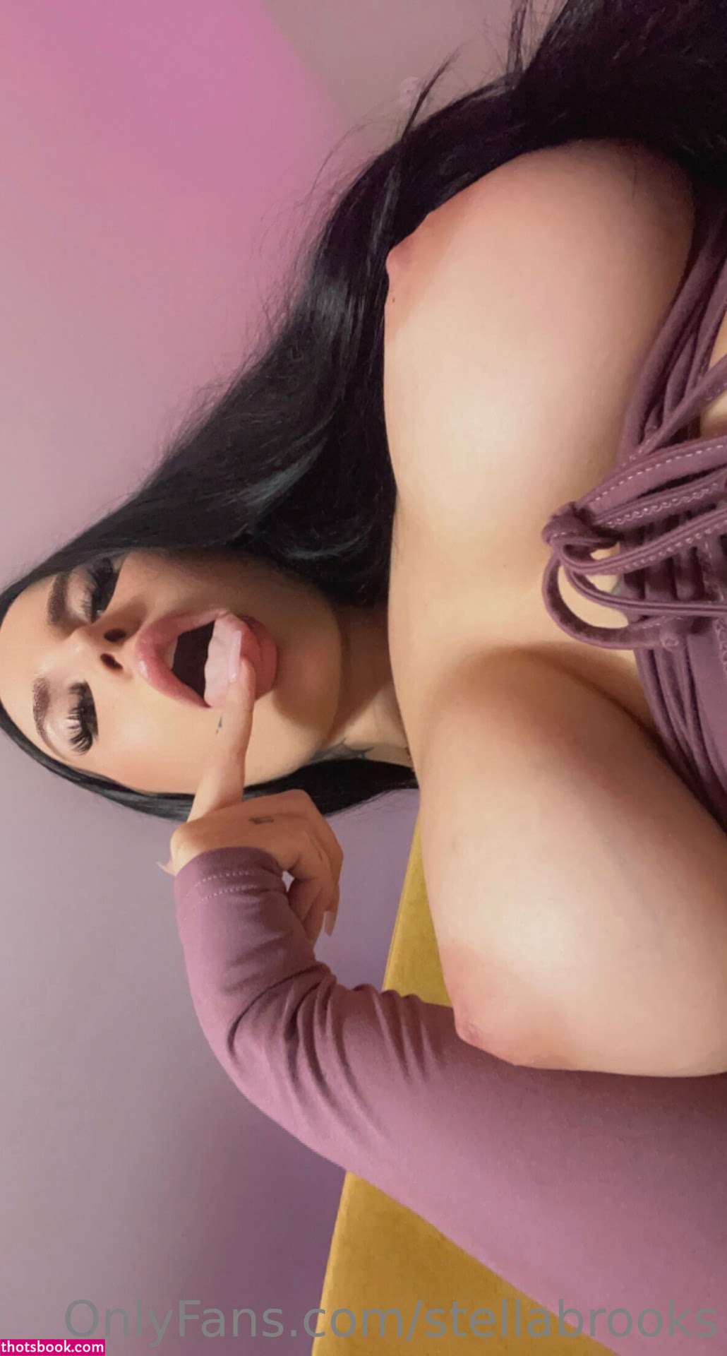 Stella Brooks Photo #12