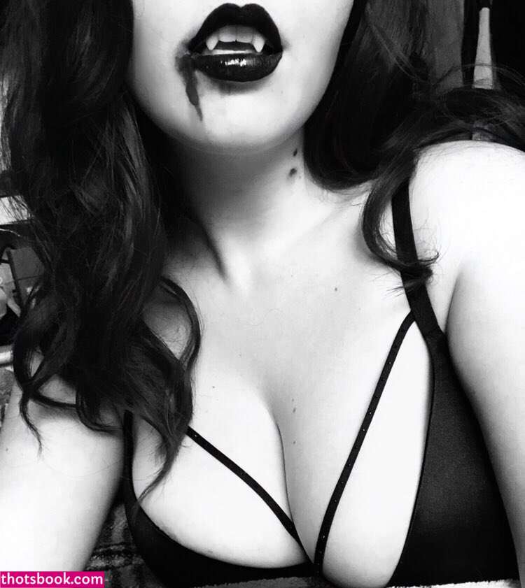 Cottontailva Photo #79