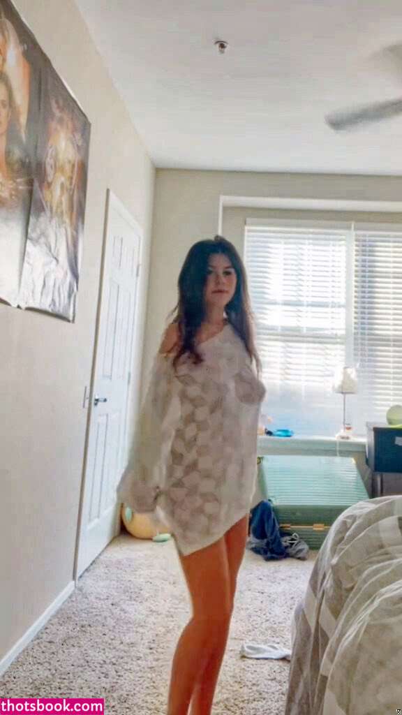 Bethanylouwhoo Photo #8