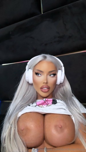 Loredana Chivu Photo #93