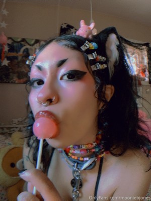 mooniebjones Photo #171