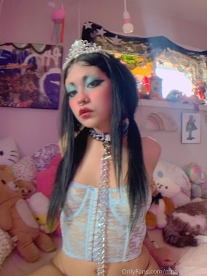 mooniebjones Photo #183