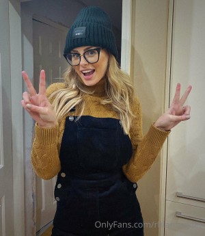 Rhian Sugden Photo #436