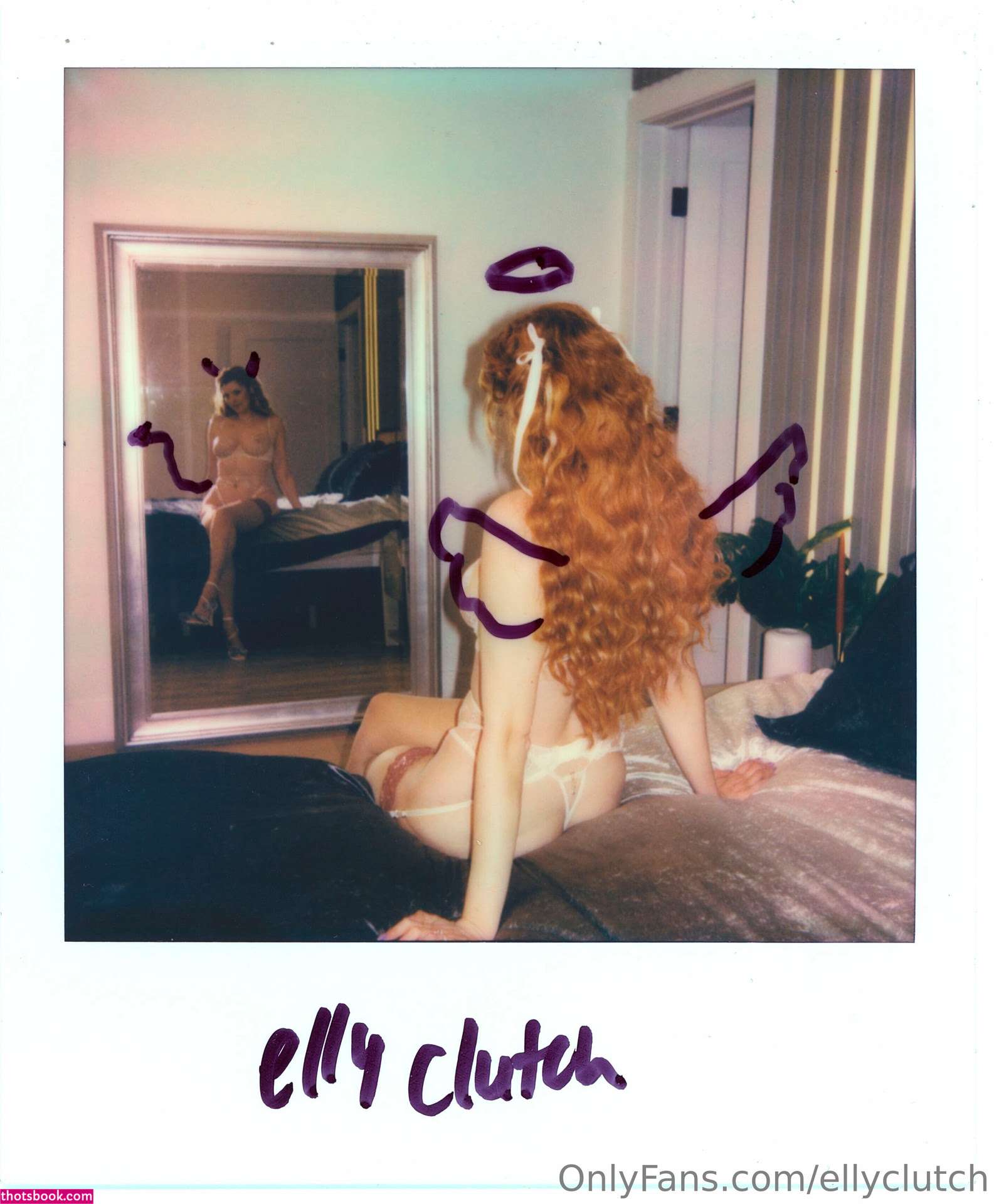 Elly Clutch Photo #442