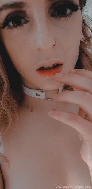 Hoopsydaisy Photo #12