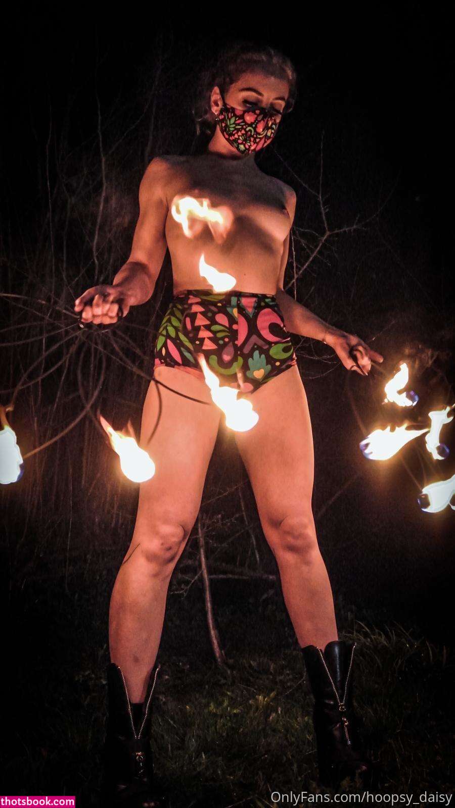 Hoopsydaisy Photo #36