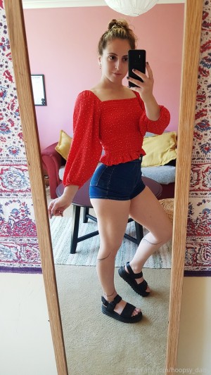 Hoopsydaisy Photo #113