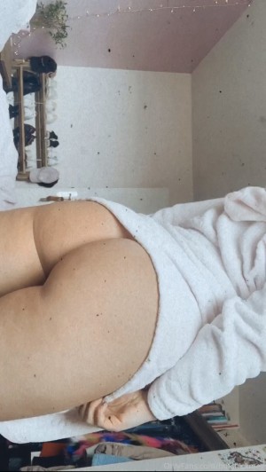 hotchickmeg Photo #139