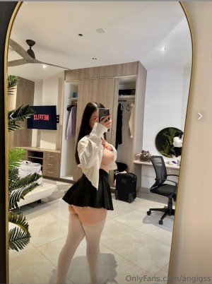 Angigss Photo #107