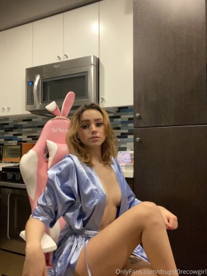 drugstorecowgir1 Photo #122