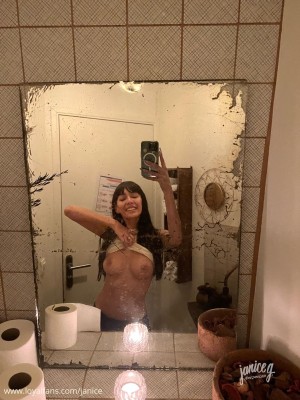 Janice Griffith Photo #279