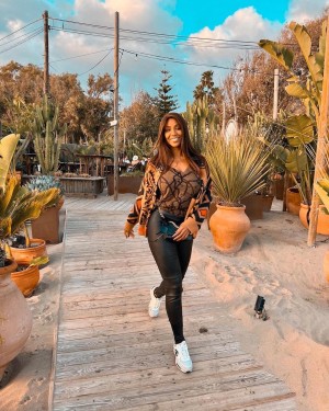 Ainett Stephens Photo #4