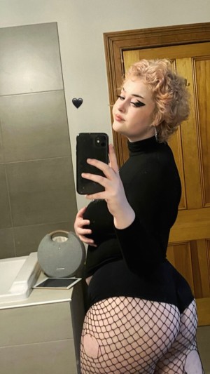 milabloomoo Photo #3