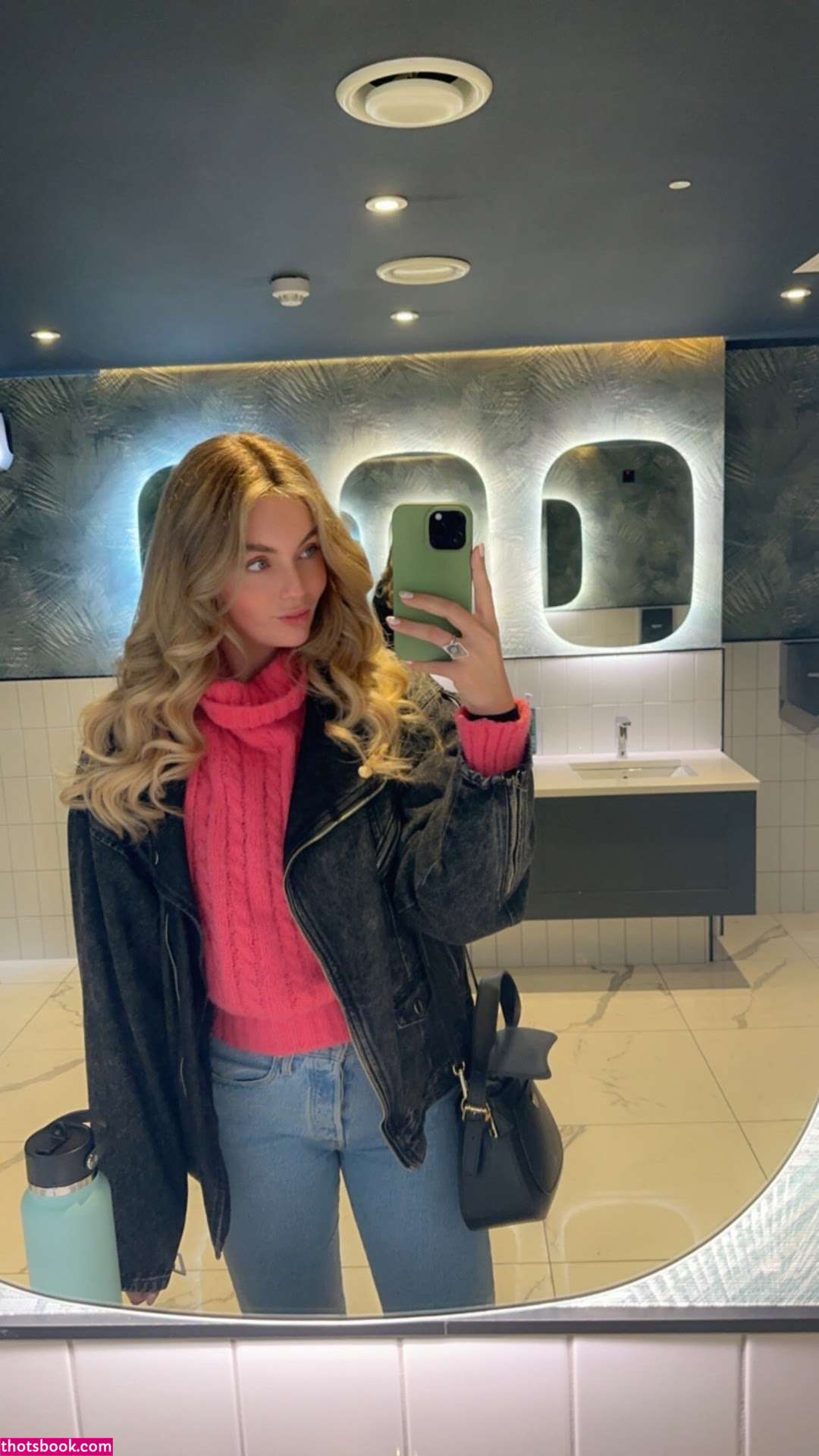 Amelie May Photo #20