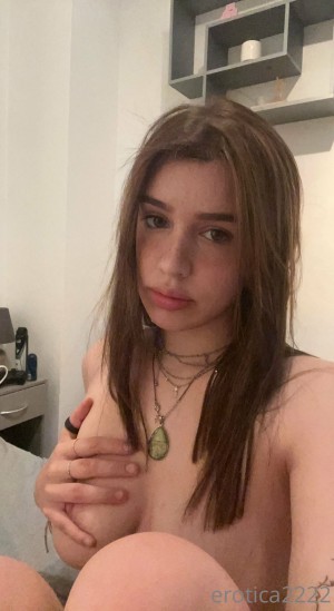 erotica2222 Photo #99