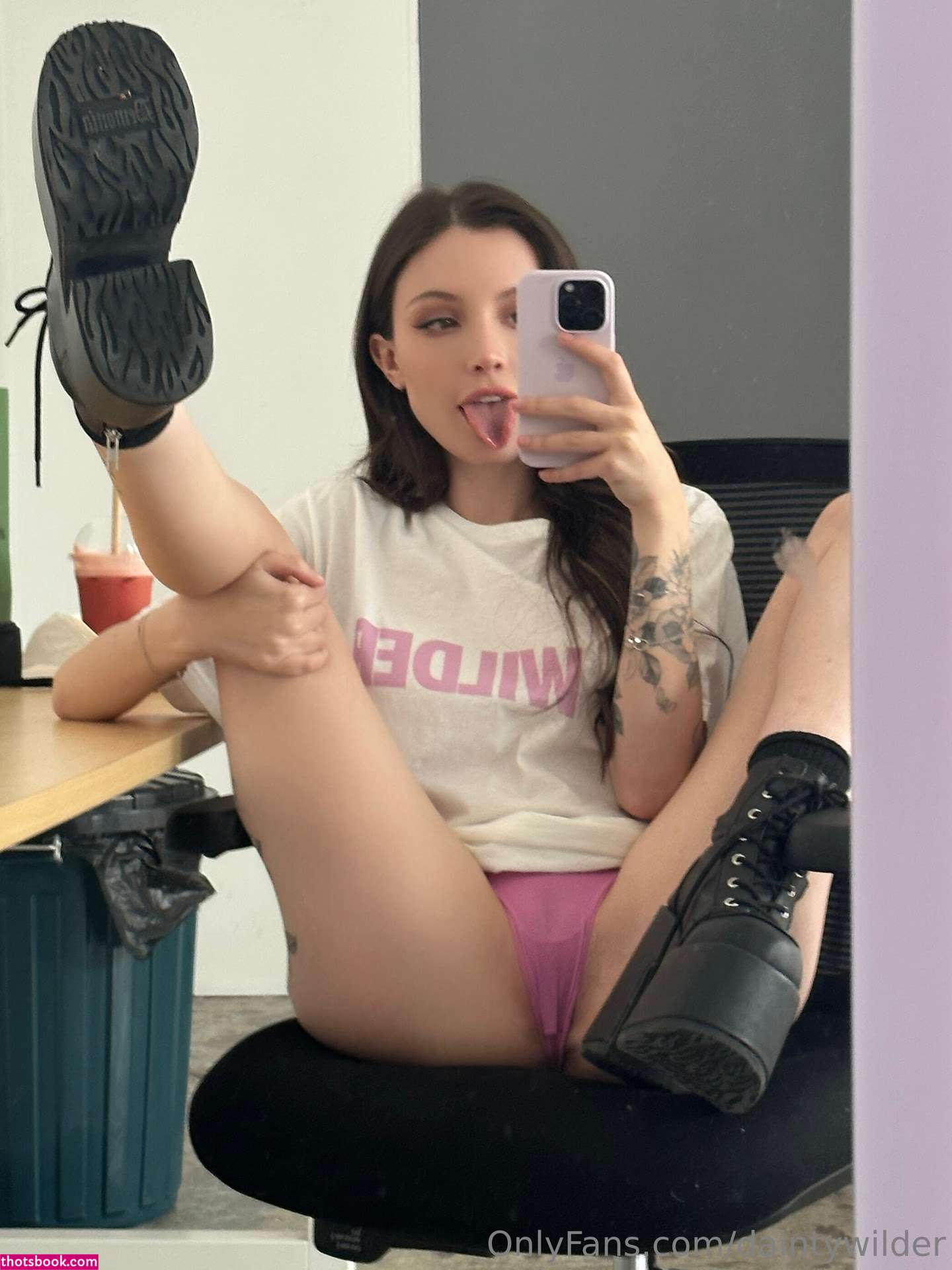 Dainty Wilder Photo #1200