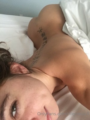 Riley Reid Post #167