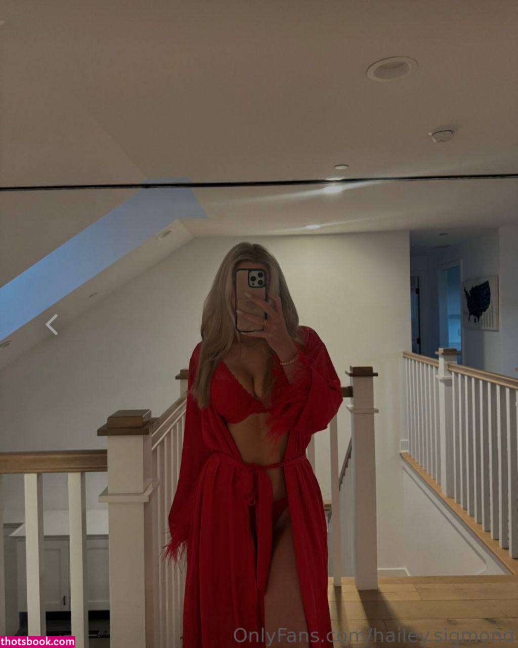 Hailey Sigmond Photo #13