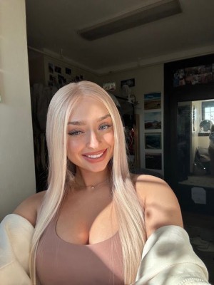 cakebatterchlo Photo #16