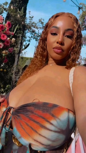 Persephanii Photo #27