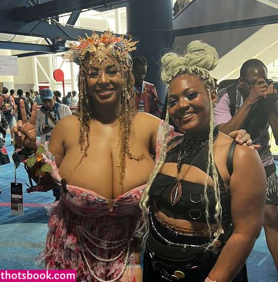 Persephanii Photo #33