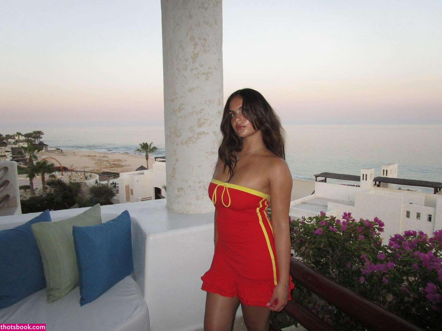 Sarabella Harris Photo #25