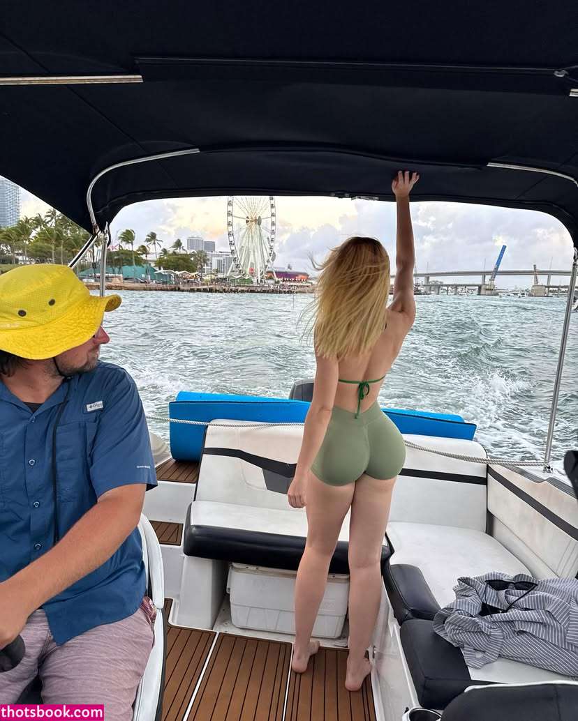 Vera Dijkmans Photo #357