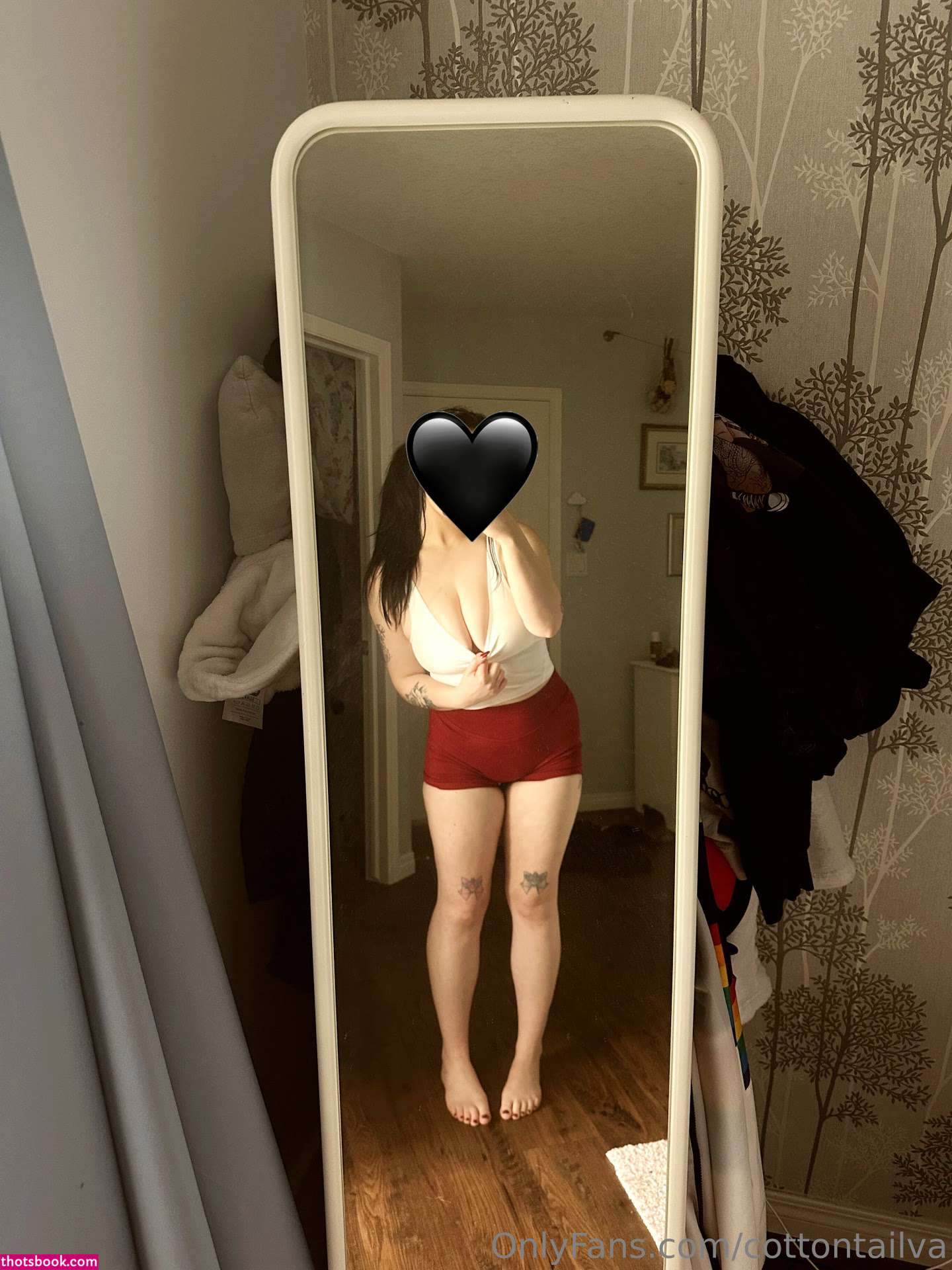 Cottontailva Photo #145