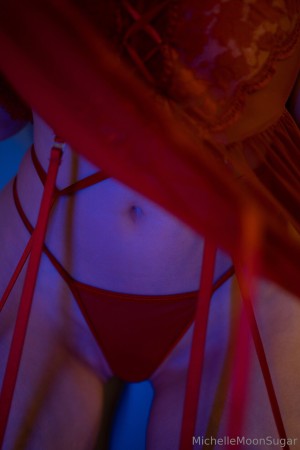 Ellie Land Photo #194