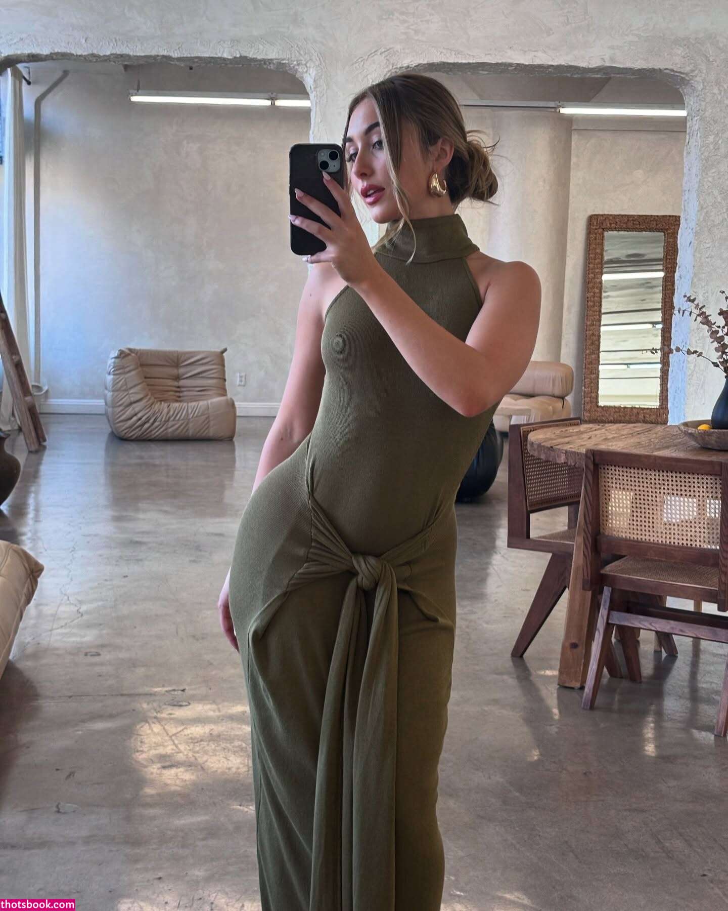 Heloise Hut Photo #75