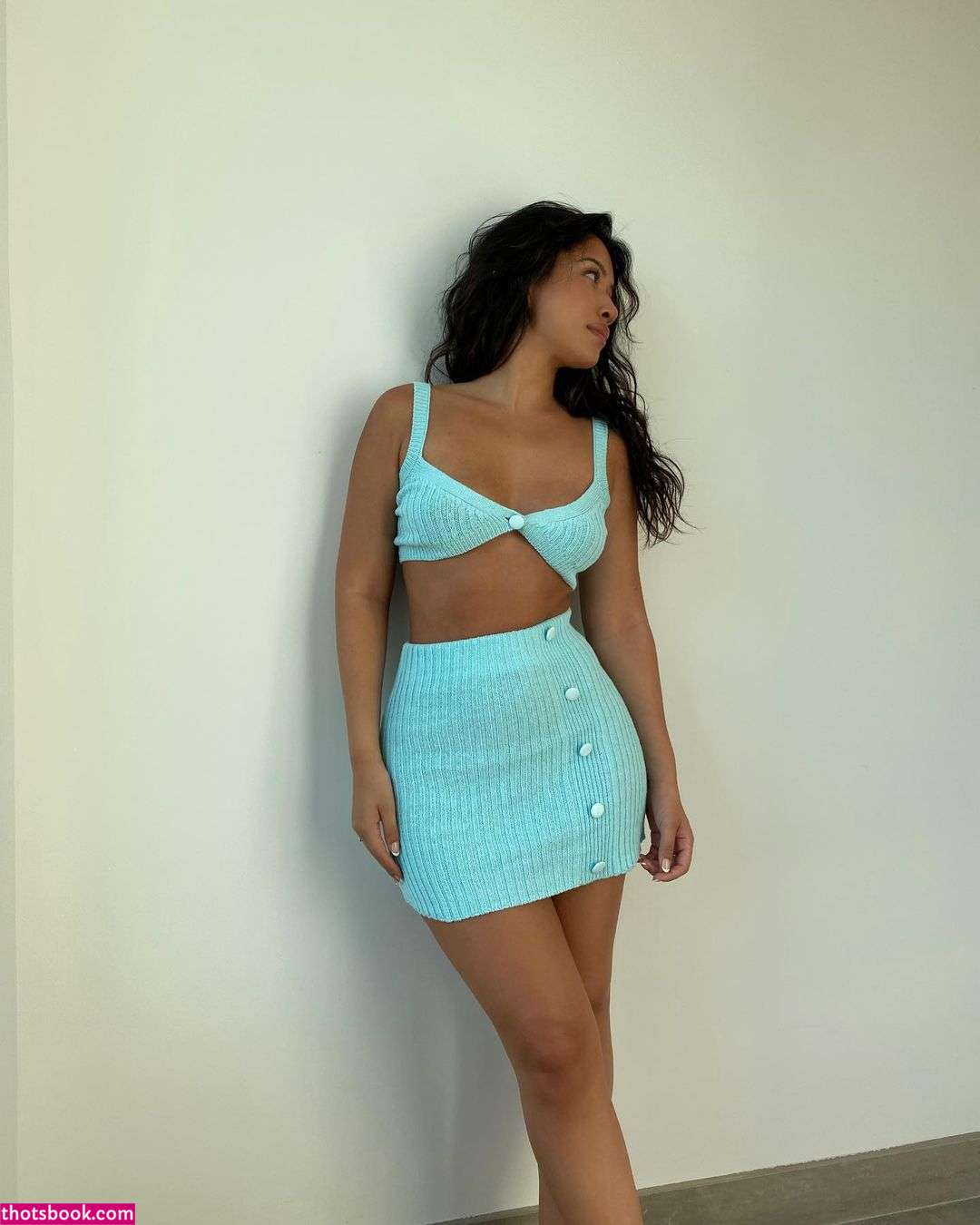 Julia Kelly Photo #16