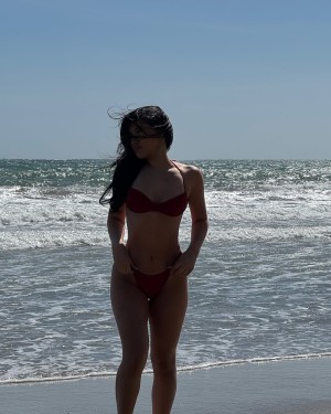 Julia Kelly Photo #31