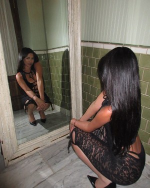 Julia Kelly Photo #36