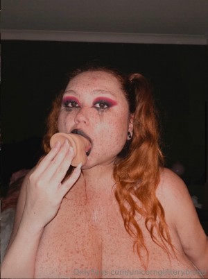 Unicornglitteryblood Photo #193