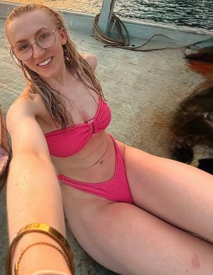 Brogan Small Photo #79