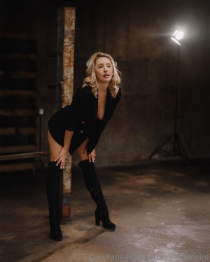 catherinedenoire Photo #20