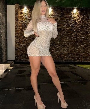 Issa Vegas Photo #128