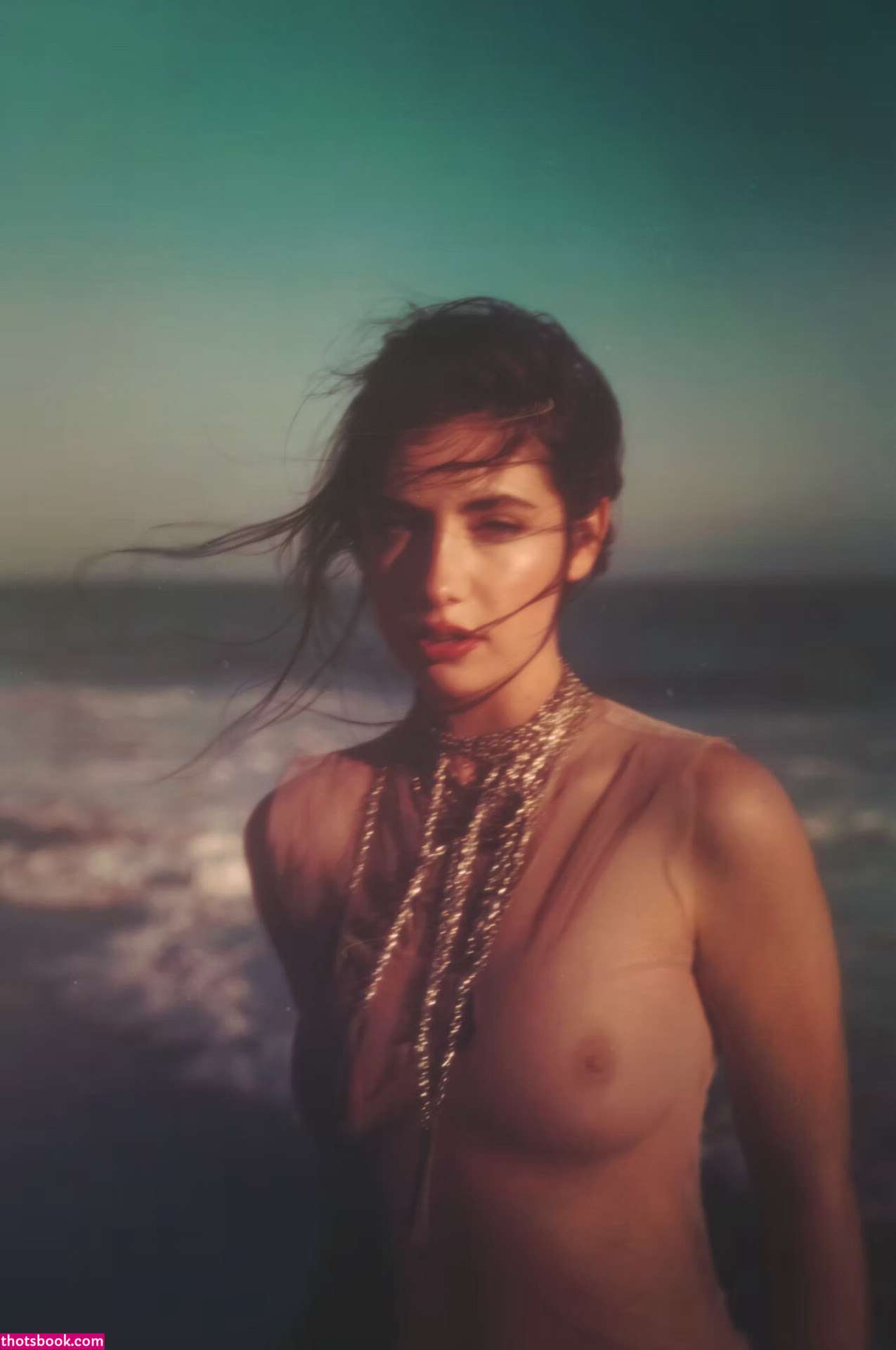 Maud Elena Photo #27