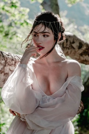 Maud Elena Photo #25